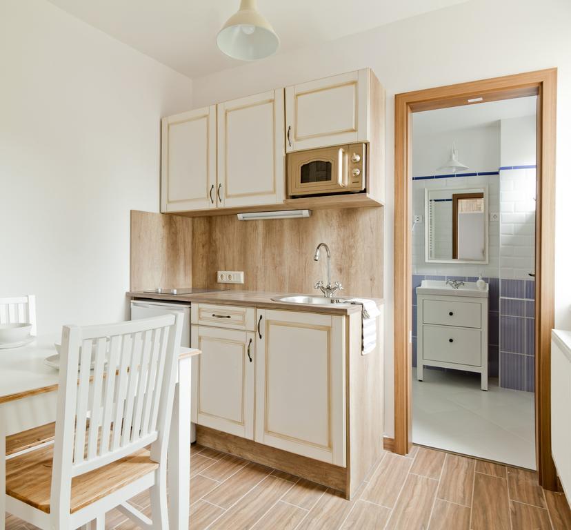 Barackvirag Apartmanhaz Тихань Екстер'єр фото
